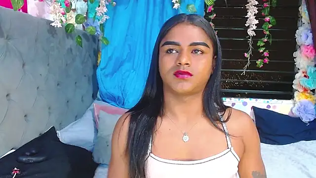 Snapshot of Karly_coffe chatting on 4, 11, 2025 Karly coffe online show from 4, 11, 2025