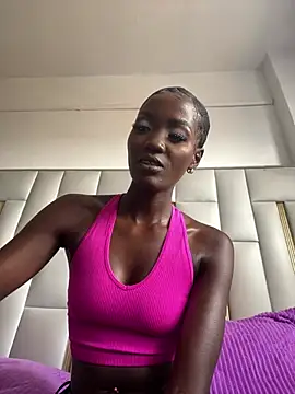 Snapshot of Fanclubbbbb chatting on 13, 2, 2025 Fanclubbbbb online show from 13, 2, 2025