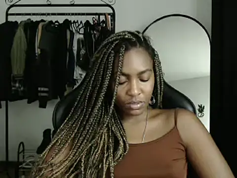 Snapshot of marisilva_br chatting on 22, 1, 2025 marisilva br online show from 22, 1, 2025