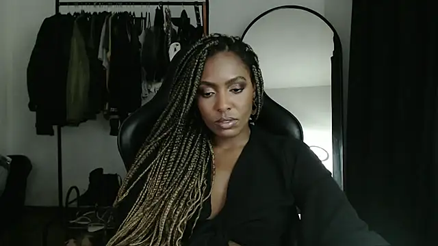 Snapshot of marisilva_br chatting on 12, 2, 2025 marisilva br online show from 12, 2, 2025