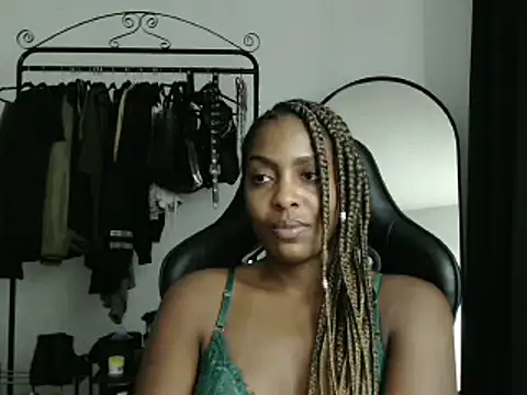 Snapshot of marisilva_br chatting on 6, 3, 2025 marisilva br online show from 6, 3, 2025