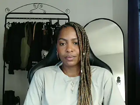 Snapshot of marisilva_br chatting on 8, 3, 2025 marisilva br online show from 8, 3, 2025