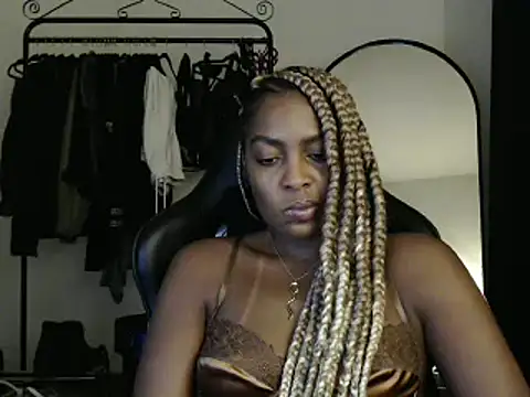 Snapshot of marisilva_br chatting on 22, 3, 2025 marisilva br online show from 22, 3, 2025