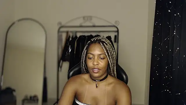 Snapshot of marisilva_br chatting on 22, 9, 2025 marisilva br online show from 22, 9, 2025