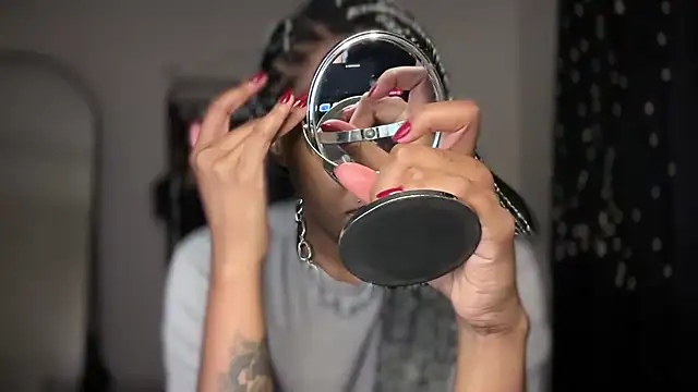 Snapshot of marisilva_br chatting on 25, 11, 2025 marisilva br online show from 25, 11, 2025