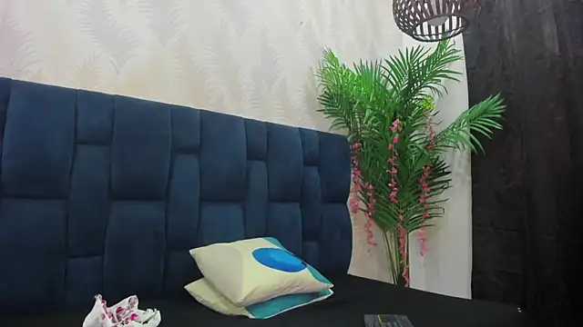 Ammy Connor1 online show from 28, 11, 2025