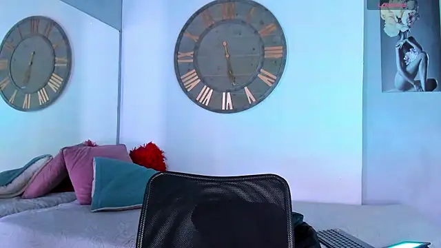 Snapshot of Mike_0233_ chatting on 17, 1, 2025 Mike 0233 online show from 17, 1, 2025