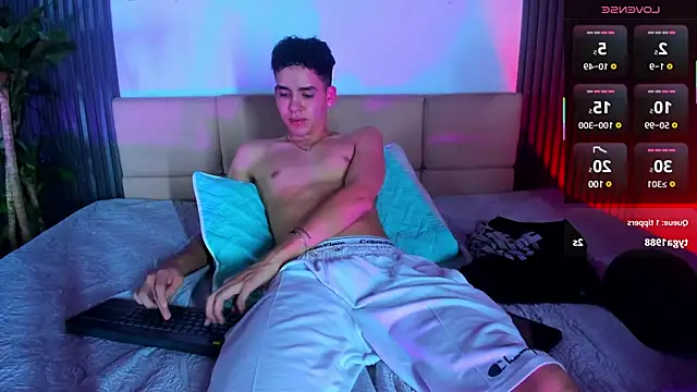 Snapshot of Mike_0233_ chatting on 27, 2, 2025 Mike 0233 online show from 27, 2, 2025