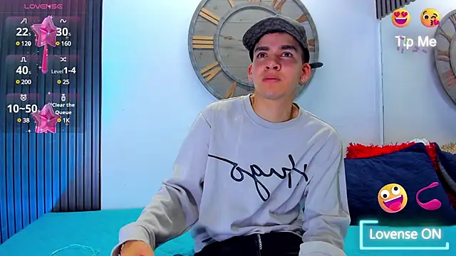 Snapshot of Mike_0233_ chatting on 28, 2, 2025 Mike 0233 online show from 28, 2, 2025