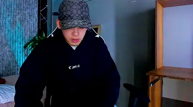 Snapshot of Mike_0233_ chatting on 21, 3, 2025 Mike 0233 online show from 21, 3, 2025