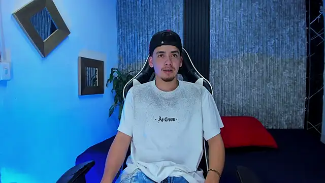 Mike 0233  online show from 14, 1, 2026