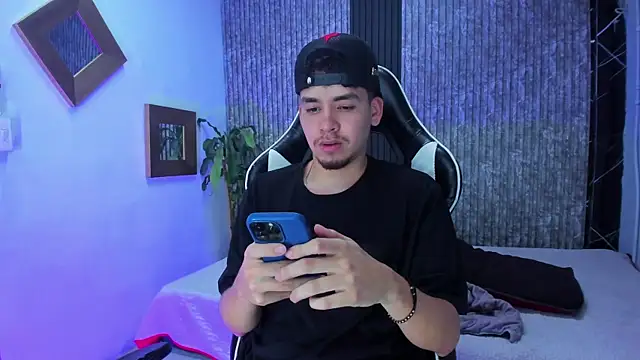 Mike 0233  online show from 17, 1, 2026