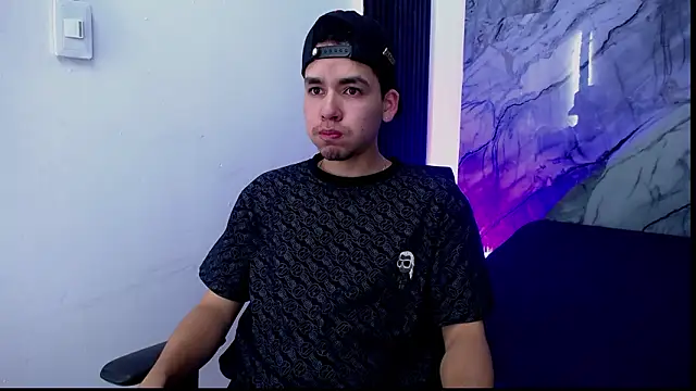 Mike 0233  online show from 27, 2, 2026