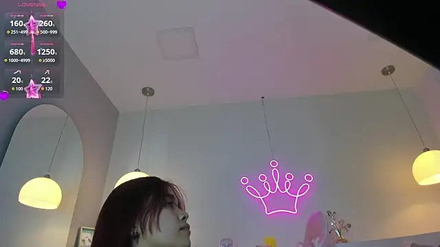 violeth hill online show from 28, 10, 2025