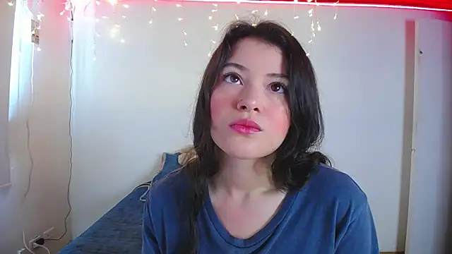 Snapshot of juli05star20 chatting on 17, 12, 2024 juli05star20 online show from 17, 12, 2024