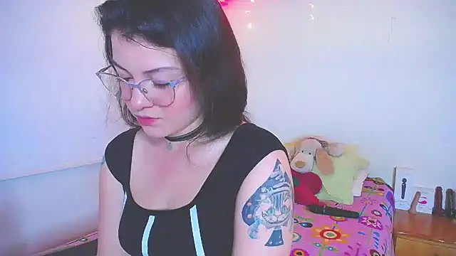 Snapshot of juli05star20 chatting on 11, 1, 2025 juli05star20 online show from 11, 1, 2025