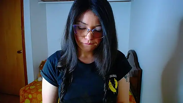 Snapshot of juli05star20 chatting on 16, 2, 2025 juli05star20 online show from 16, 2, 2025