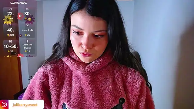 Snapshot of juli05star20 chatting on 12, 10, 2025 juli05star20 online show from 12, 10, 2025