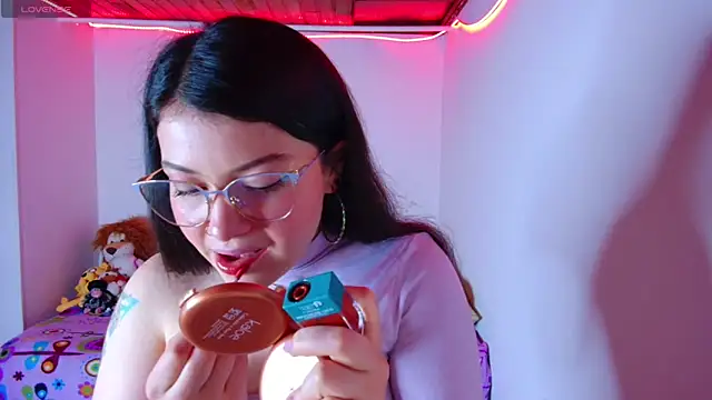 Snapshot of juli05star20 chatting on 2, 12, 2025 juli05star20 online show from 2, 12, 2025