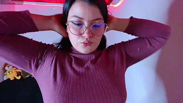 Snapshot of juli05star20 chatting on 18, 12, 2025 juli05star20 online show from 18, 12, 2025