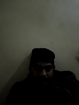 Snapshot of sri995955 chatting on 18, 12, 2024 sri995955 online show from 18, 12, 2024