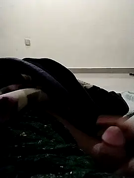 Snapshot of sri995955 chatting on 1, 2, 2025 sri995955 online show from 1, 2, 2025