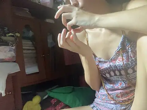 Snapshot of lilithanderson chatting on 5, 10, 2025 lilithanderson online show from 5, 10, 2025