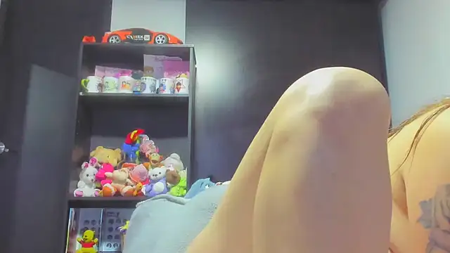 Snapshot of katty_squirt08 chatting on 10, 3, 2025 katty squirt08 online show from 10, 3, 2025