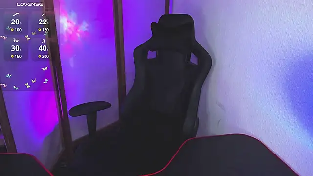 Snapshot of Brad_Maloney chatting on 18, 2, 2025 Brad Maloney online show from 18, 2, 2025