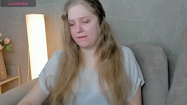 Megan Violer online show from 12, 12, 2024