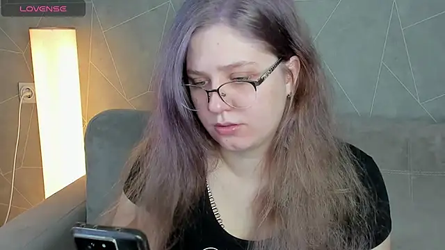 Megan Violer online show from 18, 12, 2024