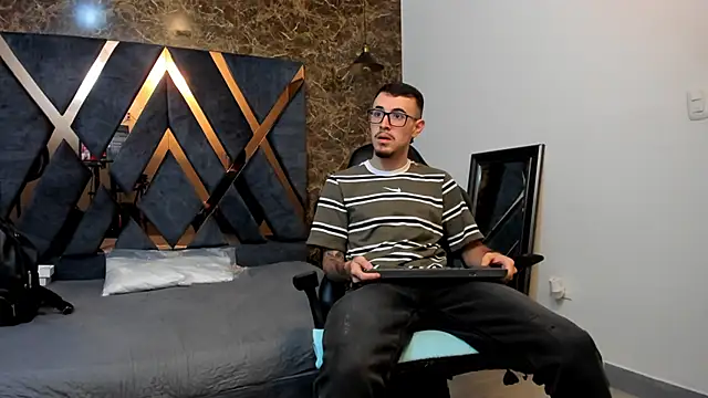 CodyWalkerR online show from 14, 2, 2025