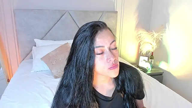 Snapshot of Miss_Ambeer chatting on 8, 3, 2026 Miss Ambeer online show from 8, 3, 2026