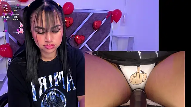 Snapshot of Alice_Roys chatting on 3, 2, 2025 Alice Roys online show from 3, 2, 2025