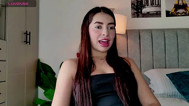 caralella online show from 5, 4, 2026