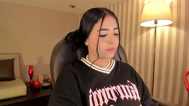 Maaiitee online show from 5, 11, 2025