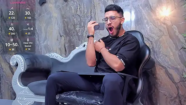 Snapshot of Liam_Kleiin chatting on 17, 1, 2025 Liam Kleiin online show from 17, 1, 2025