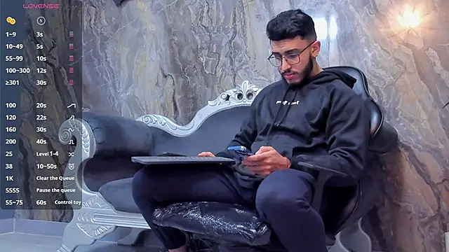 Snapshot of Liam_Kleiin chatting on 18, 1, 2025 Liam Kleiin online show from 18, 1, 2025