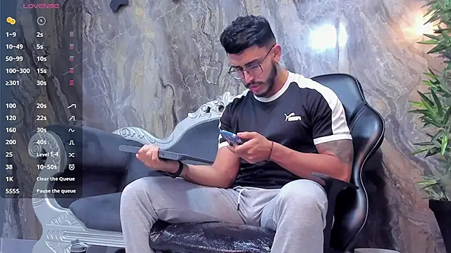 Snapshot of Liam_Kleiin chatting on 29, 1, 2025 Liam Kleiin online show from 29, 1, 2025