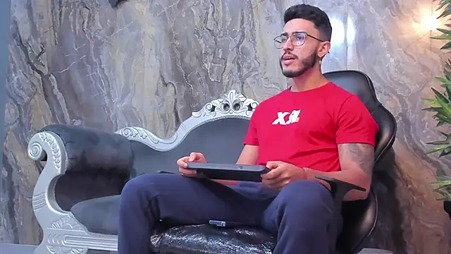 Snapshot of Liam_Kleiin chatting on 30, 1, 2025 Liam Kleiin online show from 30, 1, 2025