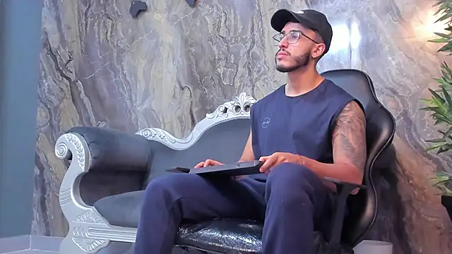 Snapshot of Liam_Kleiin chatting on 31, 1, 2025 Liam Kleiin online show from 31, 1, 2025