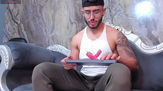 Snapshot of Liam_Kleiin chatting on 12, 2, 2025 Liam Kleiin online show from 12, 2, 2025