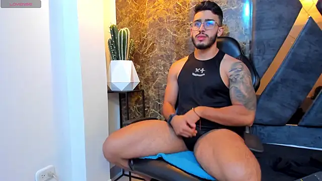 Snapshot of Liam_Kleiin chatting on 22, 9, 2025 Liam Kleiin online show from 22, 9, 2025