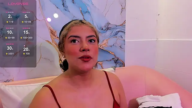 Snapshot of taylor_cupper chatting on 8, 10, 2025 taylor cupper online show from 8, 10, 2025