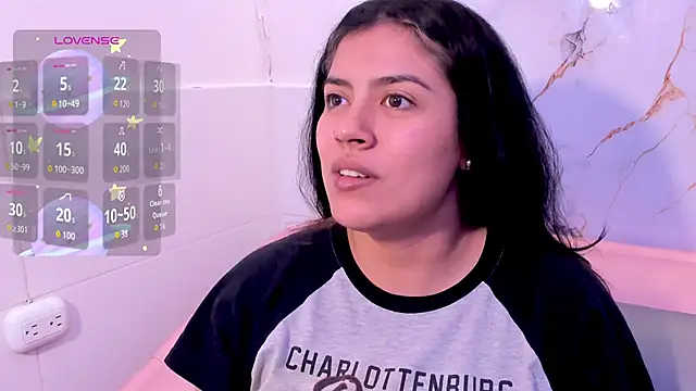 Snapshot of taylor_cupper chatting on 10, 11, 2025 taylor cupper online show from 10, 11, 2025