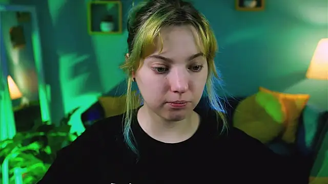 Snapshot of RocKStone_ chatting on 11, 4, 2026 RocKStone online show from 11, 4, 2026