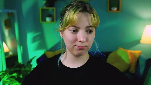 Snapshot of RocKStone_ chatting on 11, 4, 2026 RocKStone online show from 11, 4, 2026