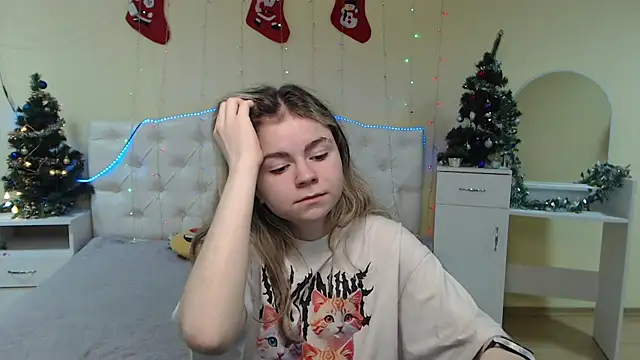 TinaRedly online show from 5, 1, 2025