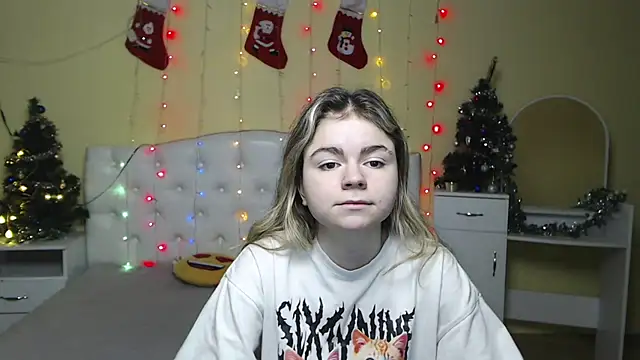 TinaRedly online show from 6, 1, 2025