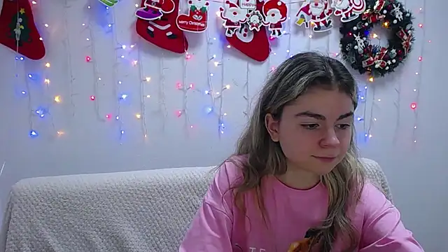 TinaRedly online show from 8, 1, 2025